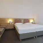 Hotel Mediteran 3*