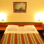 Hotel Mediteran 3*