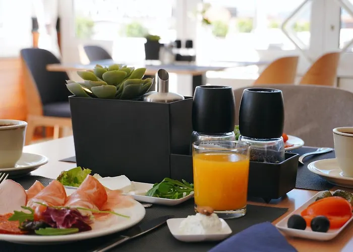 Mediteran 3* Задар