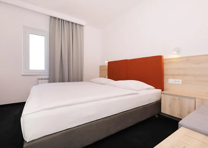 Mediteran Задар