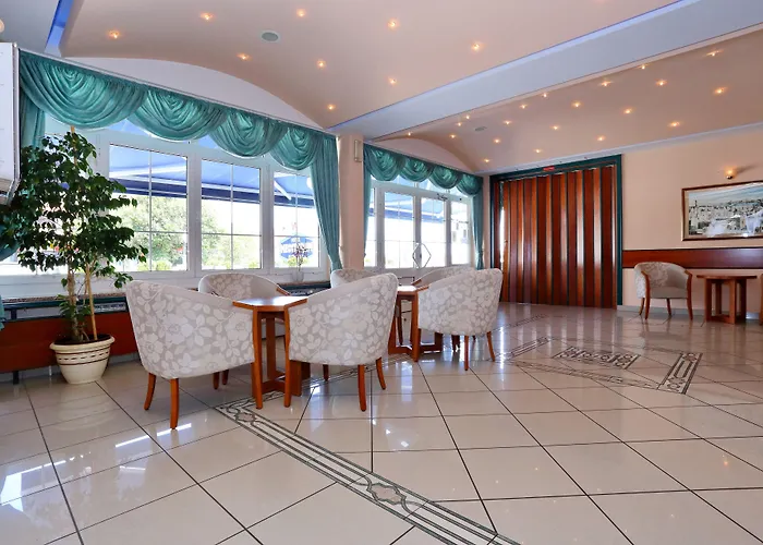 Готель Mediteran 3*