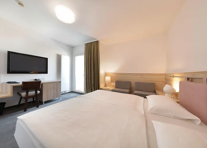 Mediteran Готель Задар