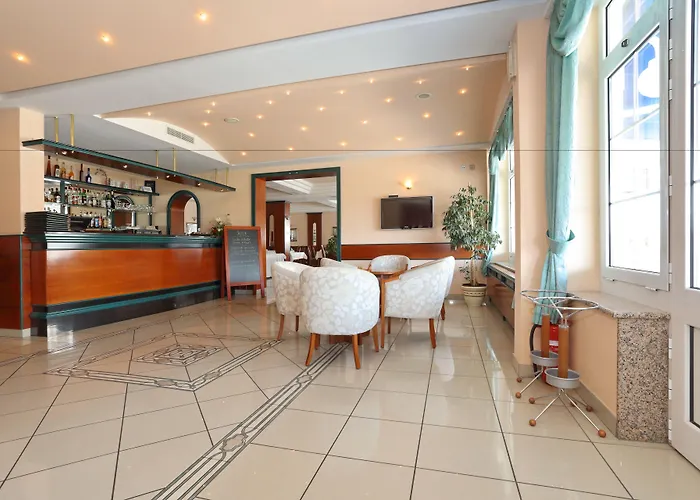 Mediteran Готель 3*