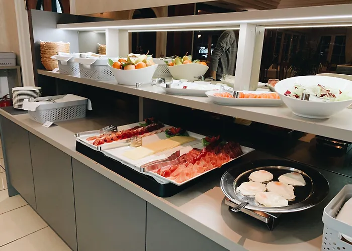 Готель Mediteran Задар