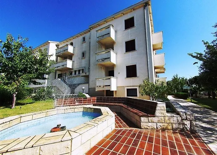 Готель Mediteran