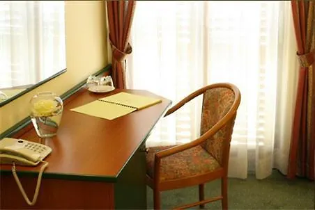 Mediteran Готель 3*