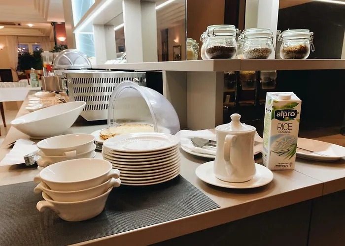 Mediteran Готель Задар