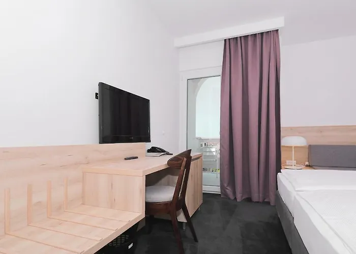 Mediteran Задар